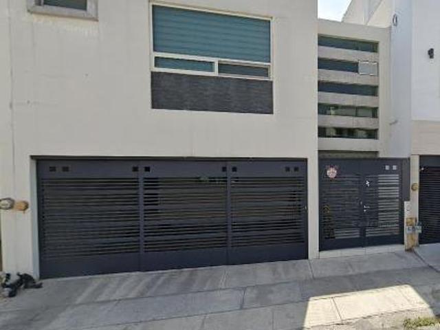 HERMOSA CASA EN VENTA DE REMATE EN MONTERREY, N.L