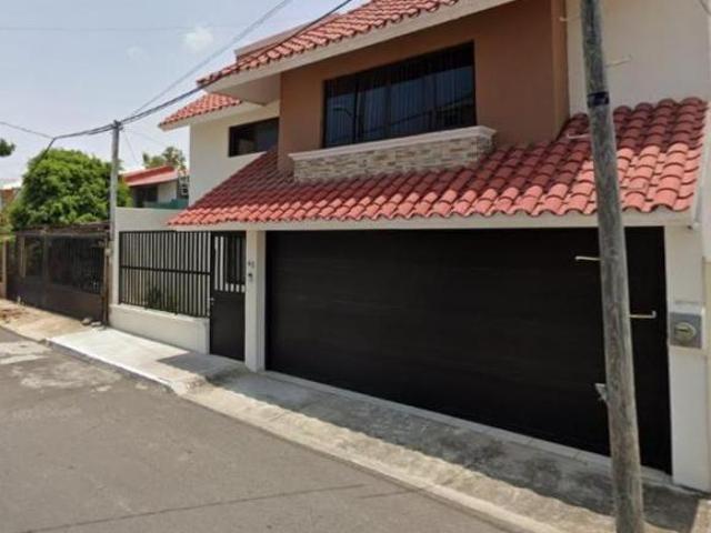 HERMOSA CASA EN VENTA DE REMATE EN BOCA DEL RIO, VER