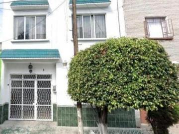 HERMOSA CASA EN VENTA DE REMATE EN COL GUADALUPE TEPEYAC GAM