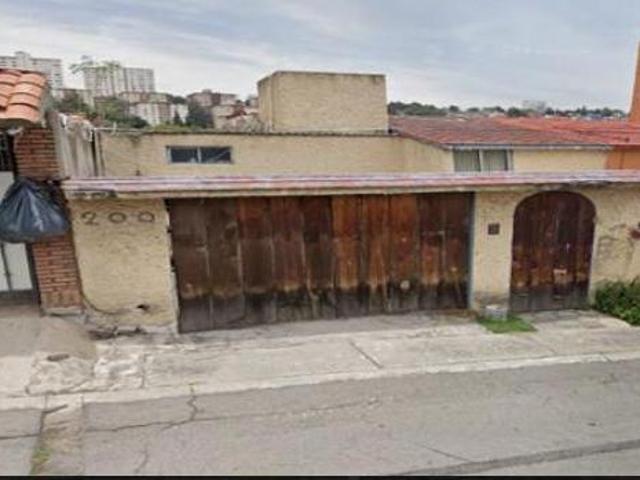 HERMOSA CASA EN VENTA DE REMATE EN LOMAS VERDES 1A SECC NAUCALPAN EDOMEX