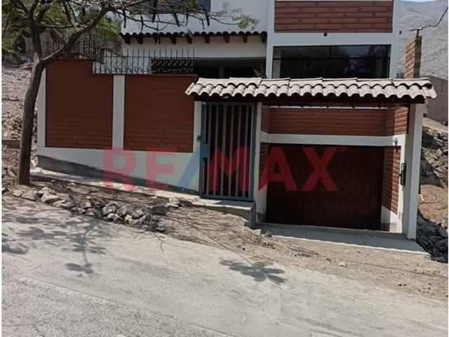 Hermosa Casa En Venta, En Chosica