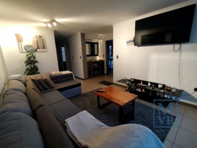 Hermosa Casa en Venta en Alto Manquehue 9 | 4 dormitorios por 4410.00 en Quilpué