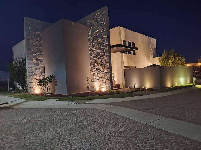 Hermosa casa en venta en Alquerias