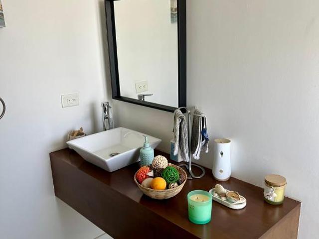 Hermosa Casa en Venta en Fraccionamiento en Payas de Tijuana