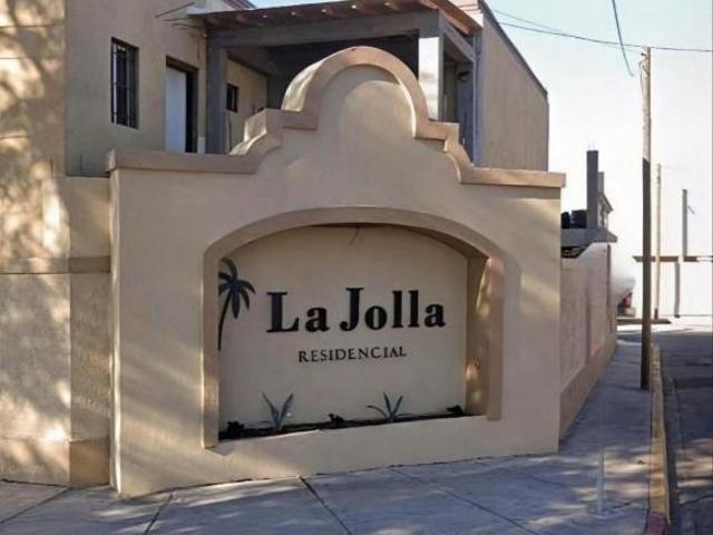 HERMOSA CASA EN VENTA EN FRACCIONAMIENTO PRIVADO RESIDENCIAL LA JOLLA