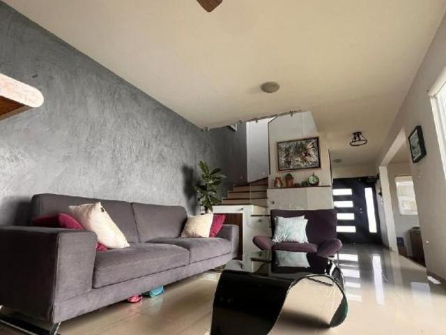 HERMOSA CASA EN VENTA EN HORIZONTES 1