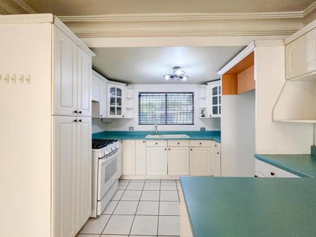 Hermosa casa en venta en jardines del lago