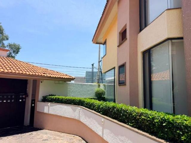 Hermosa casa en venta en Jardines del Pedregal frente a Perisur