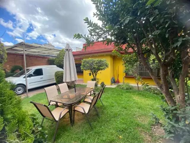 Hermosa casa en venta en Lomas de Cristo