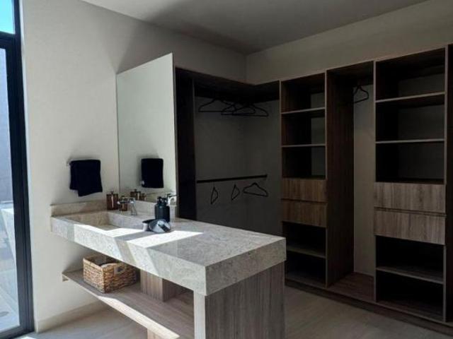 Hermosa Casa en venta en La Campiña Francesa