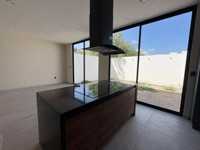 hermosa Casa en Venta en Mayorazgo del Valle | 3 Recámaras 2 niveles
