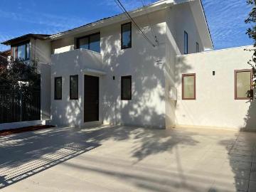 Casa en venta en Coipue, Macul - Estacionamiento