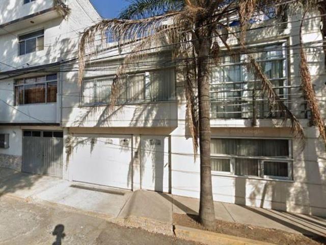 Hermosa casa en Venta en Nezahualcoyotl