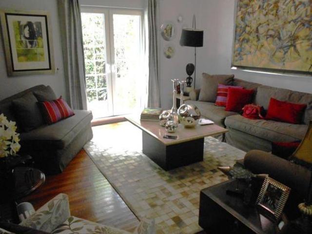 Hermosa casa en venta en Martín Mendalde, Col. Del Valle Centro, BJ uso de suelo H 4/30