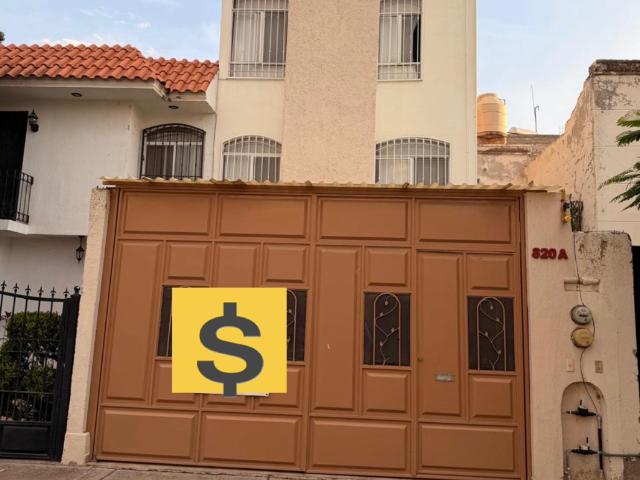 HERMOSA CASA EN VENTA EN PRIVADA EN BRISAS DEL CARMEN | 4 HABITACIONES 2 HABITACIONES EN PLANTA BAJ