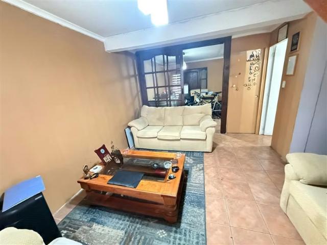 Hermosa casa en venta en villa pucara sur poniente de talca | 3 dormitorios por 92000. 00 en Talca