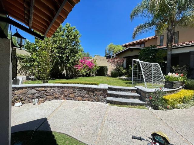 HERMOSA CASA EN VENTA EN VISTA REAL. 8