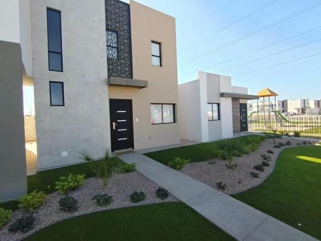 HERMOSA CASA EN VENTA EN ZONA PRIVADAS CAMPESTRE 4