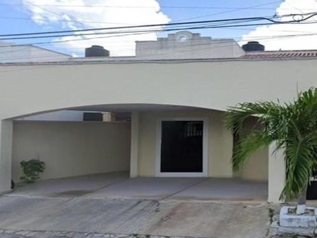 HERMOSA CASA EN VENTA JARDINES DE VISTA ALEGRE MERIDA LIA