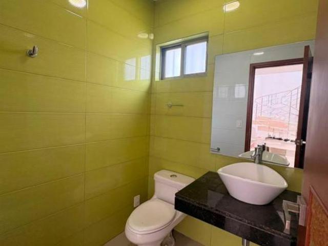 HERMOSA CASA EN VENTA O RENTA