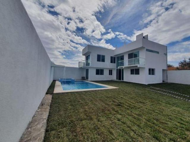 Hermosa casa en venta Oaxtepec
