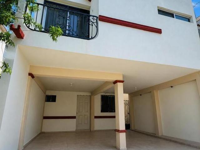 HERMOSA CASA EN VENTA | PRIVADAS SANTA ROSA 2 | APODACA NUEVO LEON