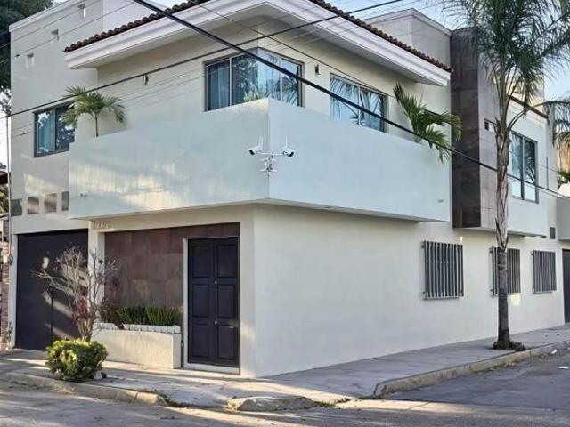 Hermosa casa en venta zona Tetlan Guadalajara