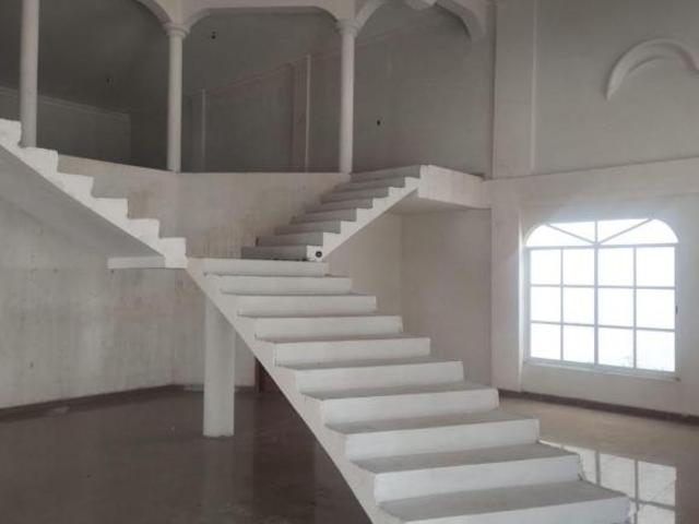 HERMOSA CASA EN VILLAS DE IRAPUATO