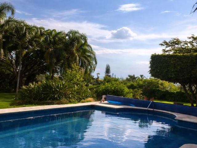 HERMOSA CASA ESTILO HACIENDA MEXICANA EN VENTA
