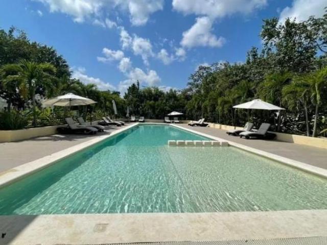 Hermosa casa, excelentes amenidades y seguridad / Beautiful home, amenities and security