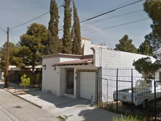 HERMOSA CASA LOS NOGALES DE 290M2 EN VENTA!