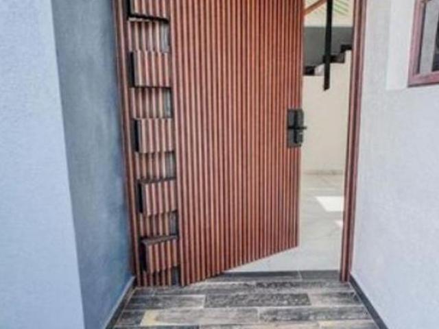 Hermosa casa nueva en Virreyes, ubicada en una de las mejores zonas de Zapopan con plusvalía, segur