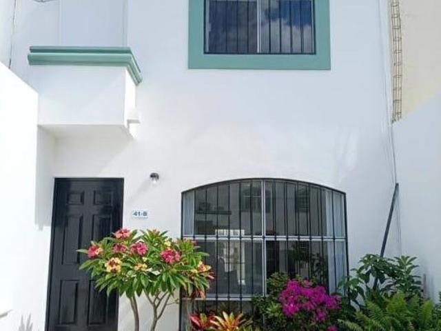 Super oportunidad: Hermosa casa remodelada / Beautiful remodelled home