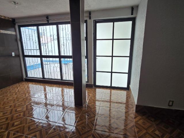 HERMOSA CASA REMODELADA EN RENTA ? FRACC. LAS ROSAS, TLALNEPANTLA