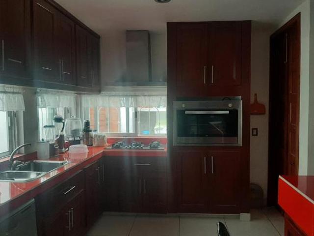 HERMOSA CASA RESIDENCIA EN VENTA EN OCOZOCOAUTLA, CHIAPAS