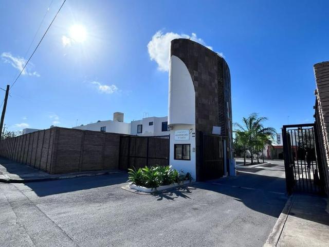 HERMOSA CASA TOTALMENTE AMUEBLADA EN VENTA Y RENTA EN PRIVADA CON AMENIDADES