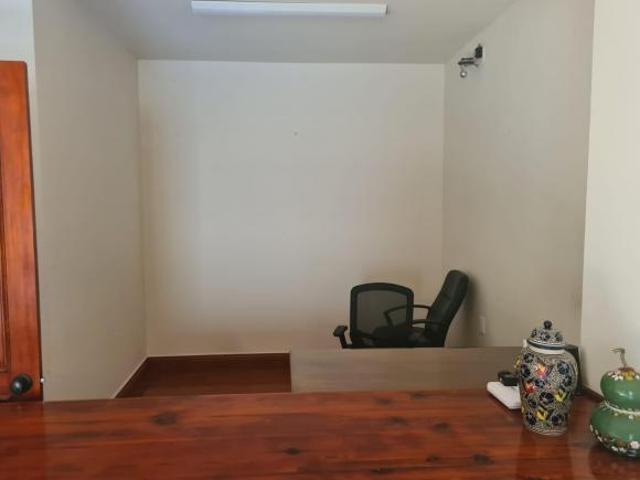 HERMOSA CASA USO HABITACIONAL Y COMERCIAL EN EL CENTRO CADEREYTA N.L. EDGAR VALDEZ 8182545412