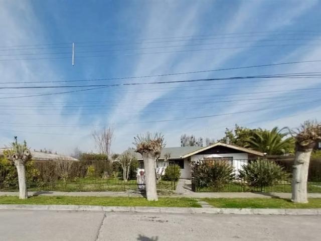 Hermosa Casa, Villa cerrada y segura, terreno 825 mtrs2 | 3 dormitorios por 265000. 00 en Peñaflor