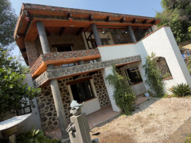 Hermosa casita estilo cabaña en Tepepan Tlalpan CDMX