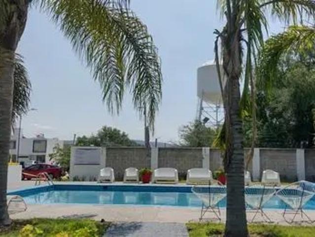 Hermosa, Cómoda Y Muy Luminosa Casa En Renta Con Alberca En Condominio Cerrado En Residencial La Vida, Corregidora Querétaro