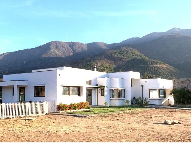 Hermosa Parcela Con Moderna Casa Mediterránea 2021 Hijuela