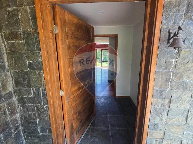 Hermosa parcela con acceso directo a laguna | 3 dormitorios por 11000.00 en Valdivia