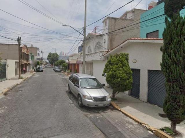 Hermosa Propieda en Valle de Aragon Nezahualcoyotl Edo Mex!
