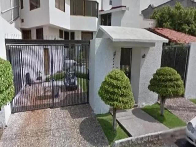 HERMOSA PROPIEDAD UBICADA EN PASEODELLLANO#3015, CP 36670, VILLAS DE IRAPUATO, GTO