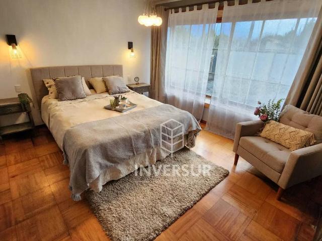 Hermosa Propiedad hospedaje con 3 Dptos. Val 1489 | Dormitorios por 9980.00 en Valdivia