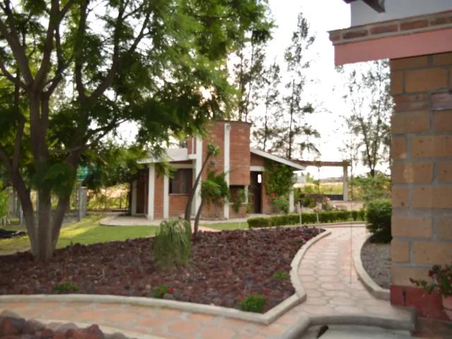 HERMOSA QUINTA EN VENTA EN SANTA ANA DEL CONDE