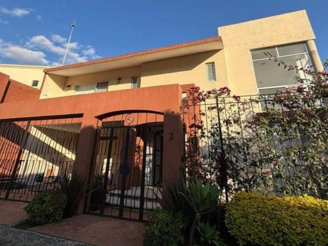 Hermosa Residencia con alberca