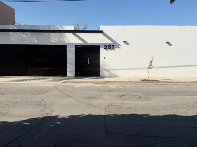Hermosa Residencia en Ampliación los Angeles con Amplio Jardín