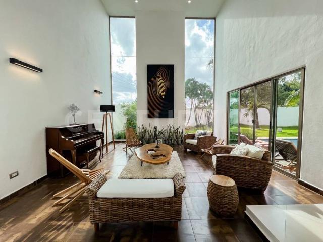Hermosa residencia en renta en Col Doctores Cancún LE1126