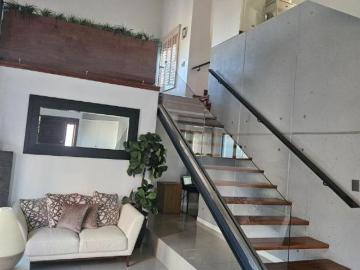 HERMOSA RESIDENCIA EN VENTA, AREA CAMPOS ELISEOS, CON ALBERCA